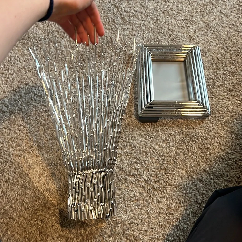 Like new Z gallerie candle holder and picture frame